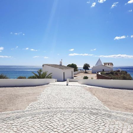 Gui Beach House Armacao de Pera Bagian luar foto