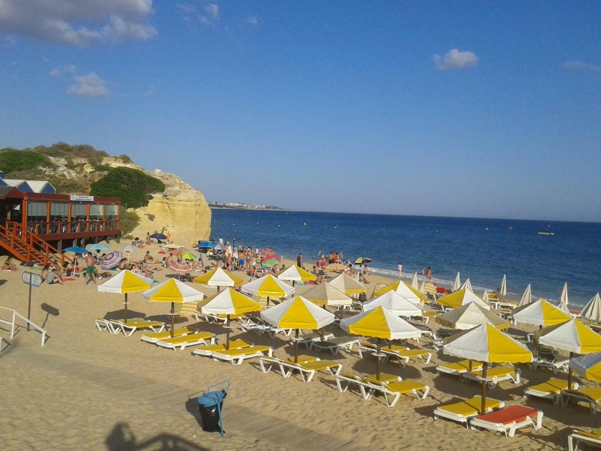 Gui Beach House Armacao de Pera Bagian luar foto